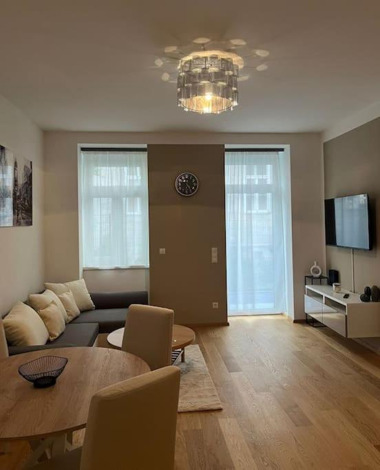 New Design Wohnung-Wien Экстерьер фото
