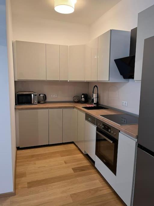 New Design Wohnung-Wien Экстерьер фото